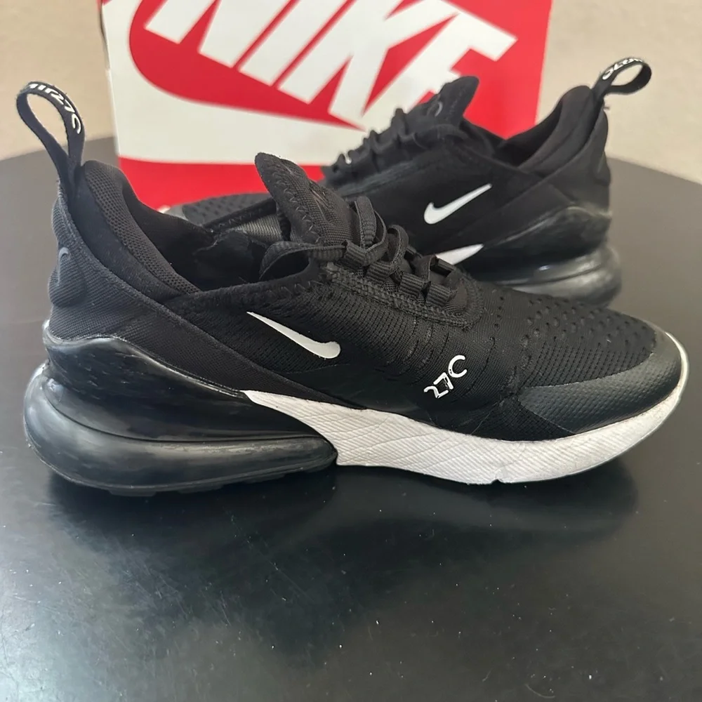 Nike Air Max 270